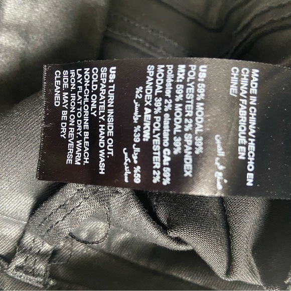 White House Black Market Black Straight Crop Pants. - Picture 7 of 13